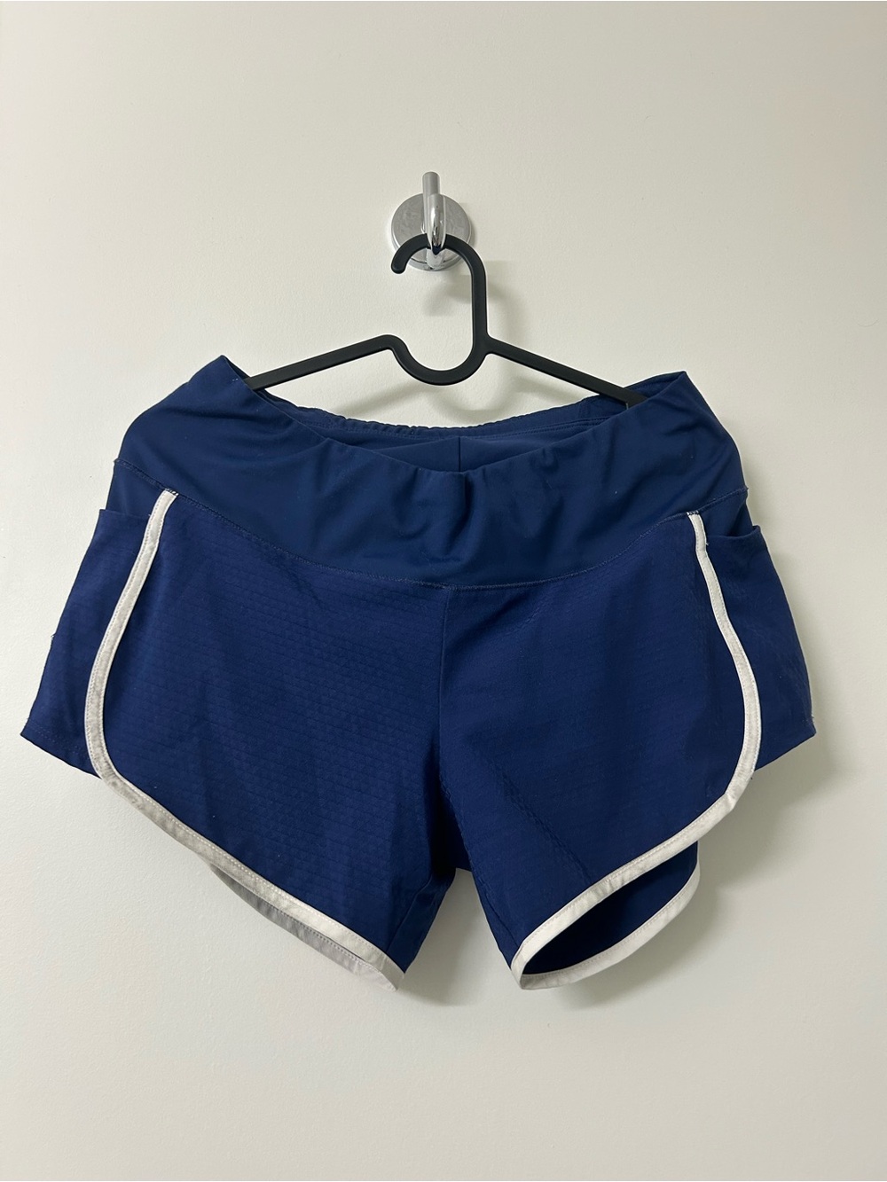 Oiselle Running Shorts Navy Blue White Trim Women's Size 2